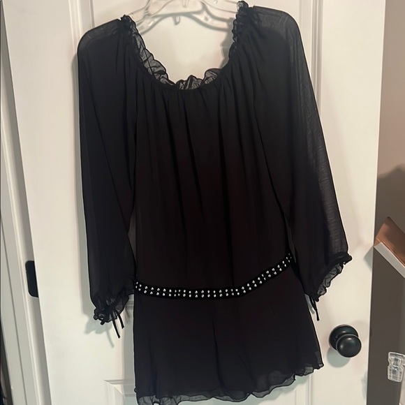 Silence + Noise Chic Black Blouse from Urban Outfitters - Picture 7 of 7